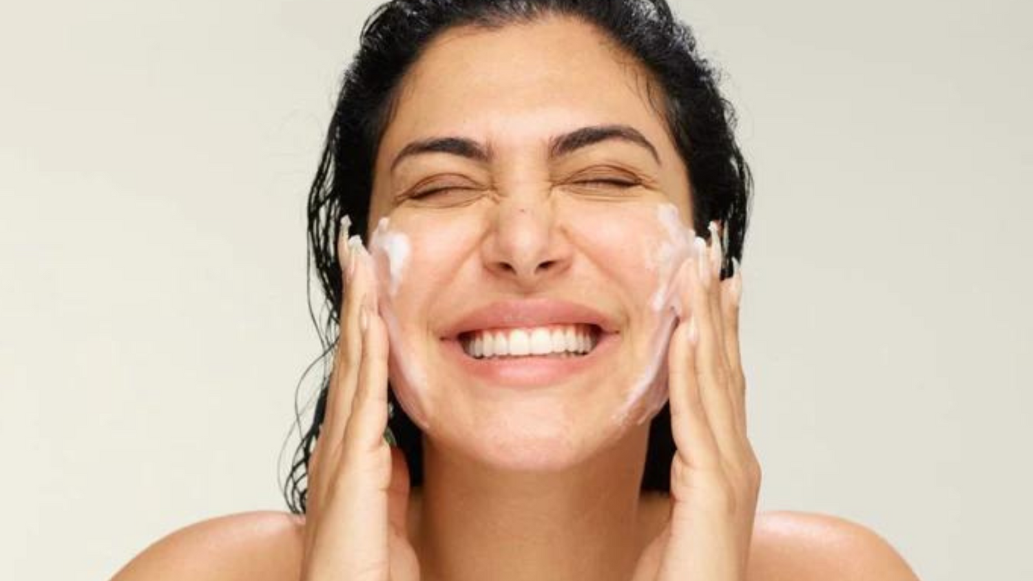 6 Tips for Optimal Skin Hydration:  Unlocking a Healthy Glow