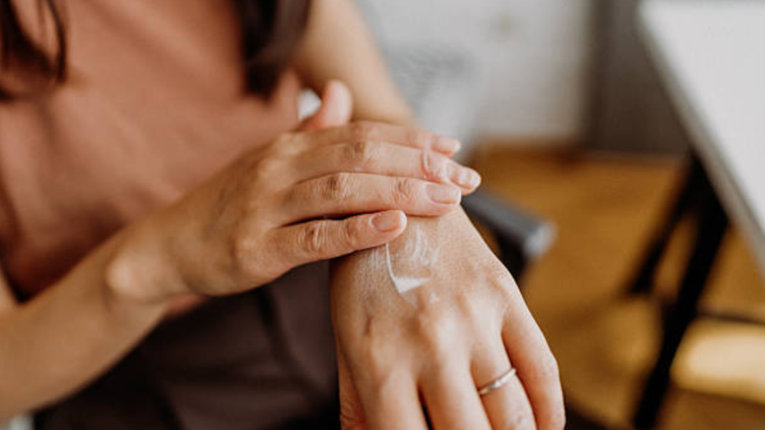 5 Signs Your Skin Barrier Might Be Stressed